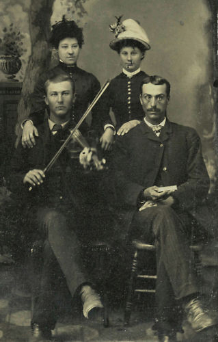 Two couples and a violin (image)